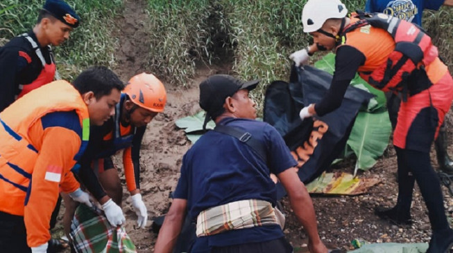 Hanyut Sejauh 15 Kilometer, Kakek Dahlan Ditemukan Tak Bernyawa